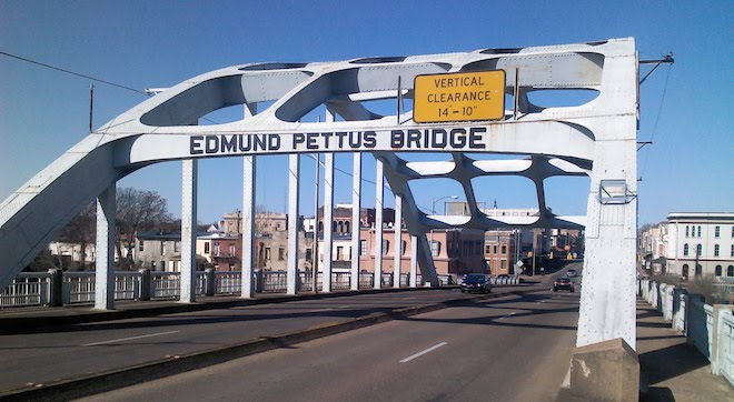 edmund pettus bridge - civil rights trail